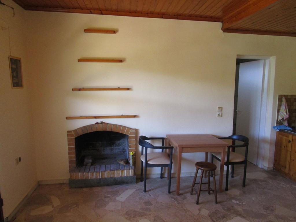 Countryside House Guest House Perachora Екстериор снимка